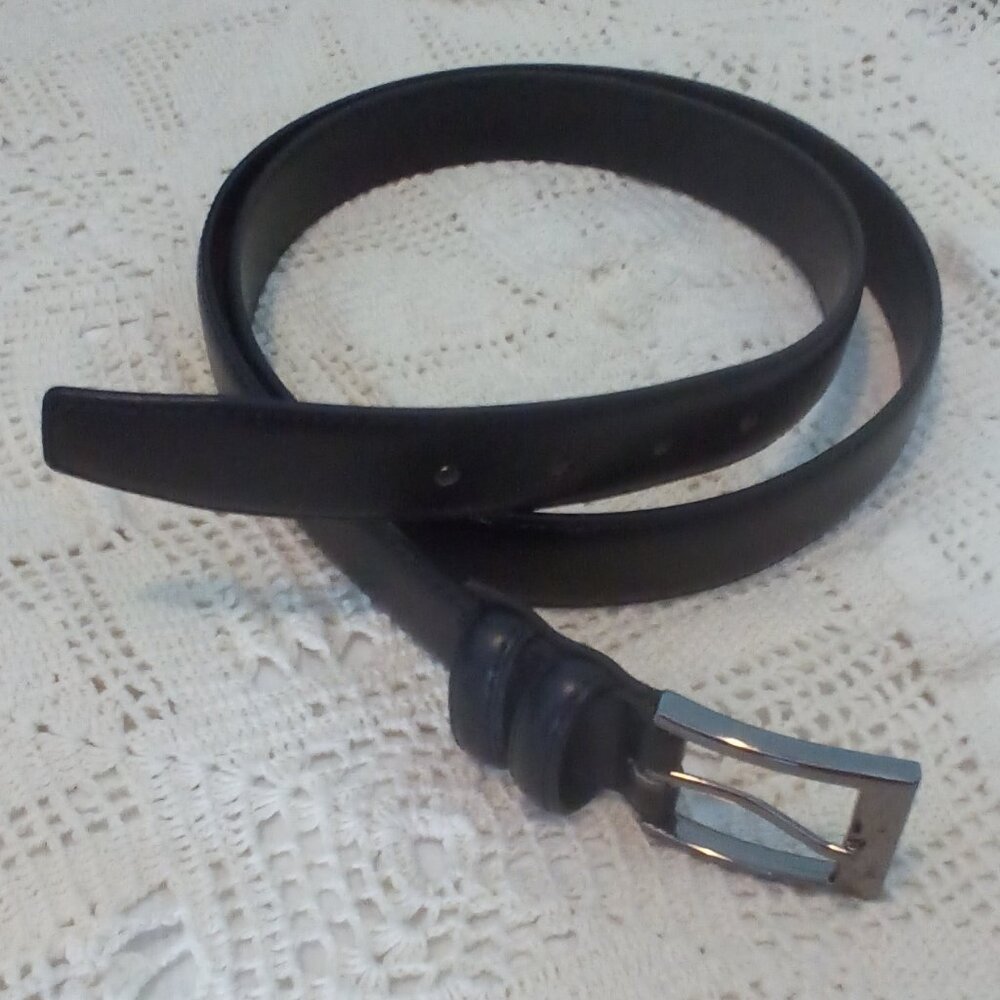 MIO MARINO COLLECTION 46" GENUINE LEATHER ADJUSTABLE BLACK SILVER TONE BUCKLE